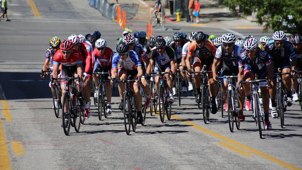 Giro d'Italia: workshop e partenza del Giro-E